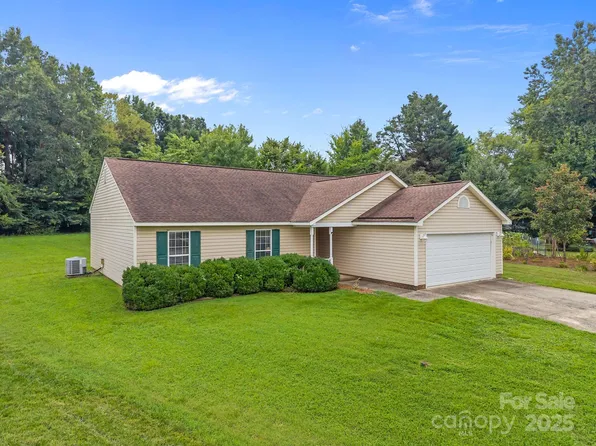 15037 Copper Ridge Trl, Charlotte, NC 28273