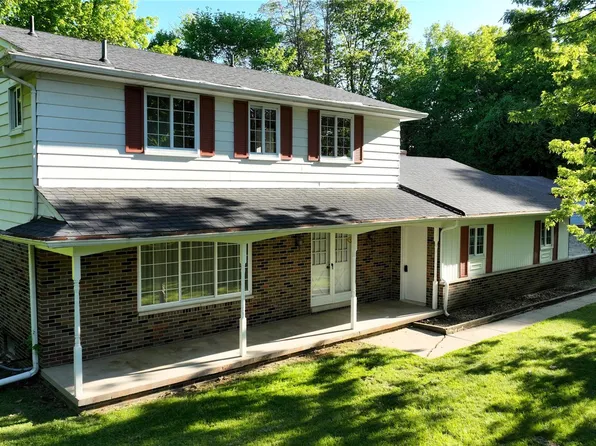 2356 Rochester Rd, Leonard, MI 48367