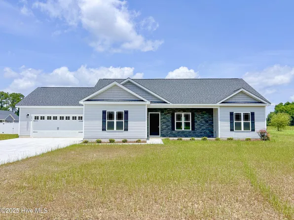 2078 Antioch Road, Pikeville, NC 27863