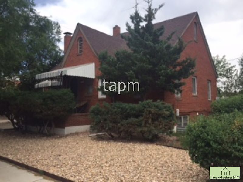 1st image of 918 1/2 12th Ave