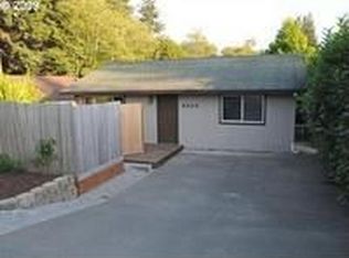 1525 Spruce Ave, Coos Bay, OR 97420