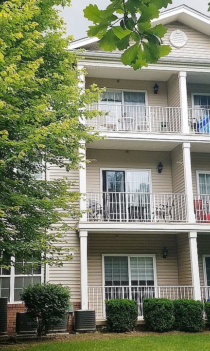 2nd image of 143 Liddle Ave