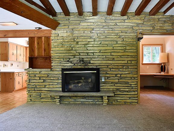 4th image of 3101 E Forest Ln