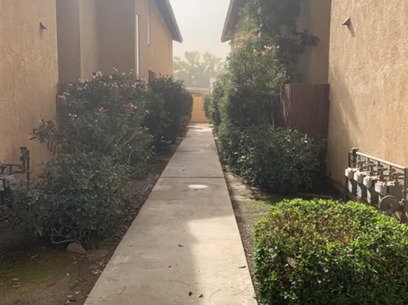 4701 Country Place Ln APT C, Bakersfield, CA 93313