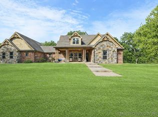 121 Quanah Rd, Fort Gibson, OK 74434