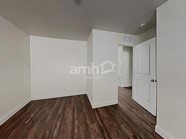 6035 Schmidt St — Photo 20