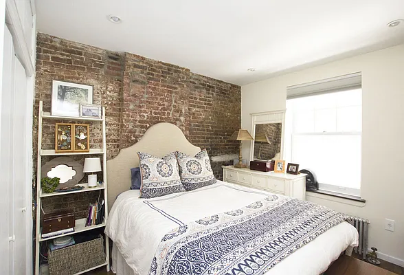 Rented by Jonis Realty | media 14