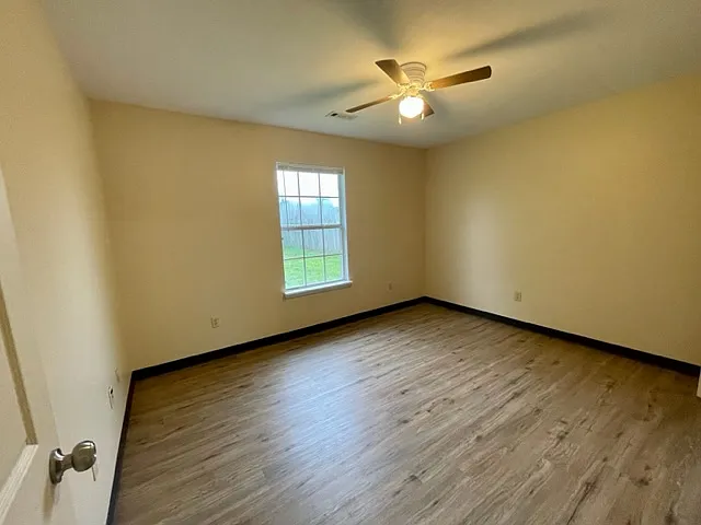 3188 Twin County St — Photo 13