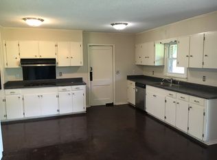 170 High Ridge Dr, Tuscumbia, AL 35674