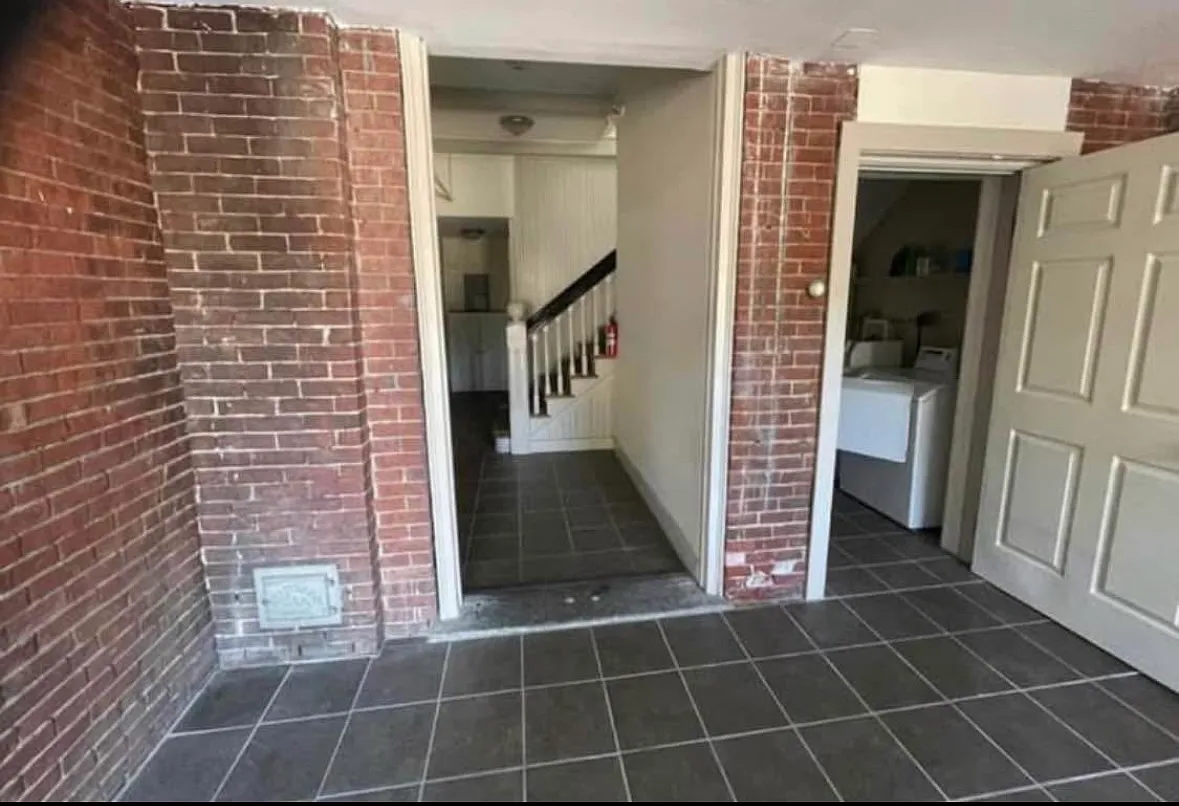 3 bed, $2,200 — Photo 4