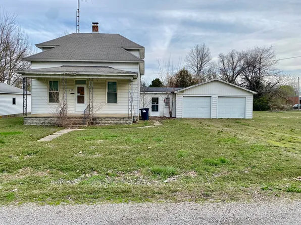 210 Rolston St, Centralia, IL 62801