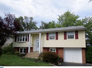 586 Concord Rd, Warminster, PA 18974