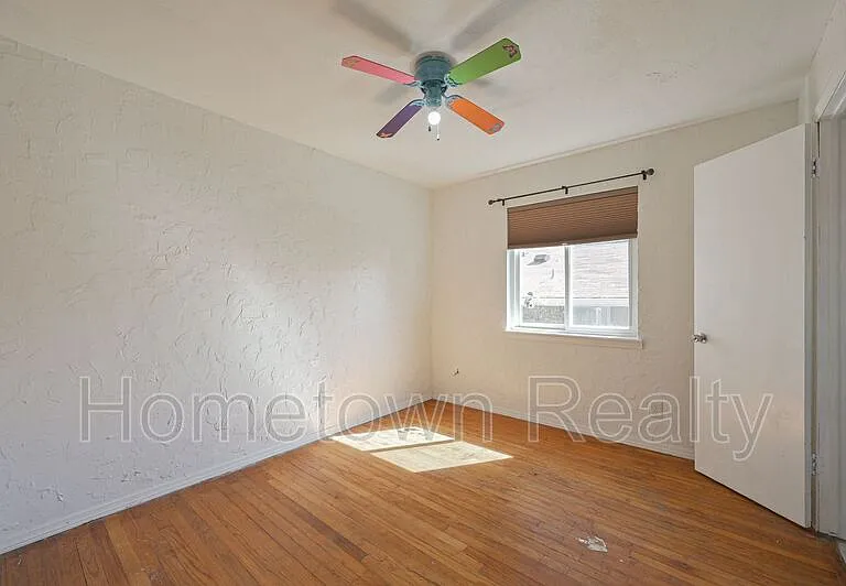 1805 NE 53rd St — Photo 13