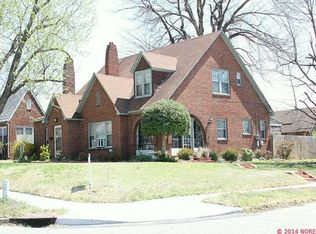 2204 E 5th Pl, Tulsa, OK 74104