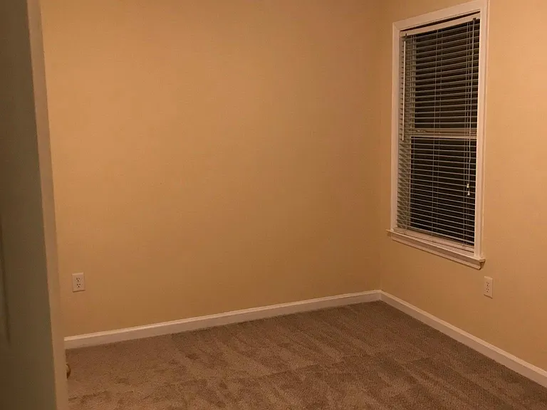 1317 Island Pl E — Photo 11