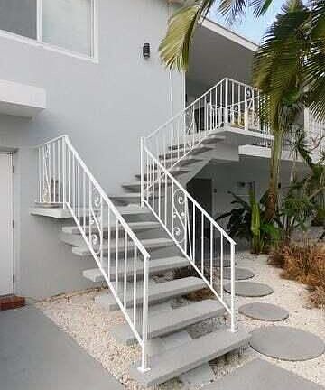 4th image of 15 S Palmway #12