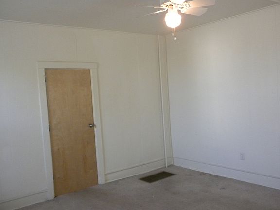 3rd image of 1201 E Ash St APT 101