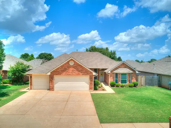 1825 Hemingway Dr, Edmond, OK 73013