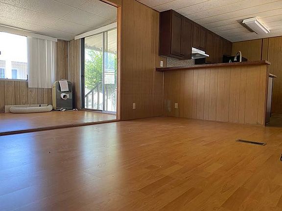 4th image of 200 N El Camino Real Space 333