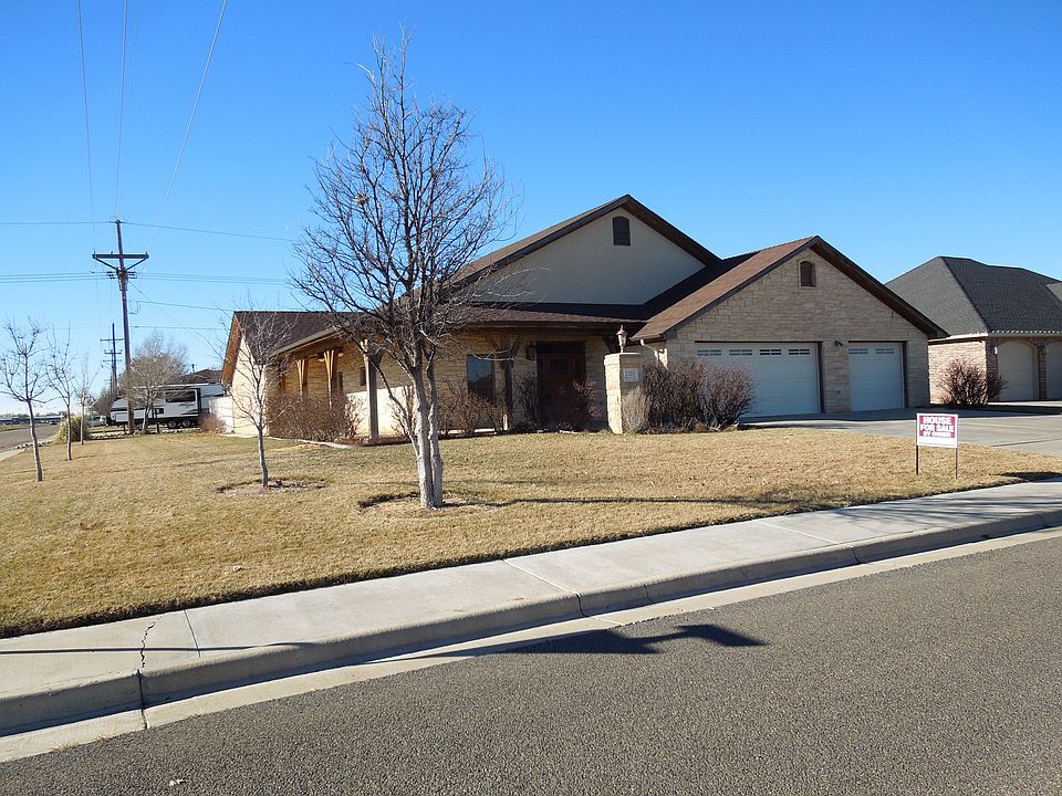 1st image of 1318 Pheasant Run Ave