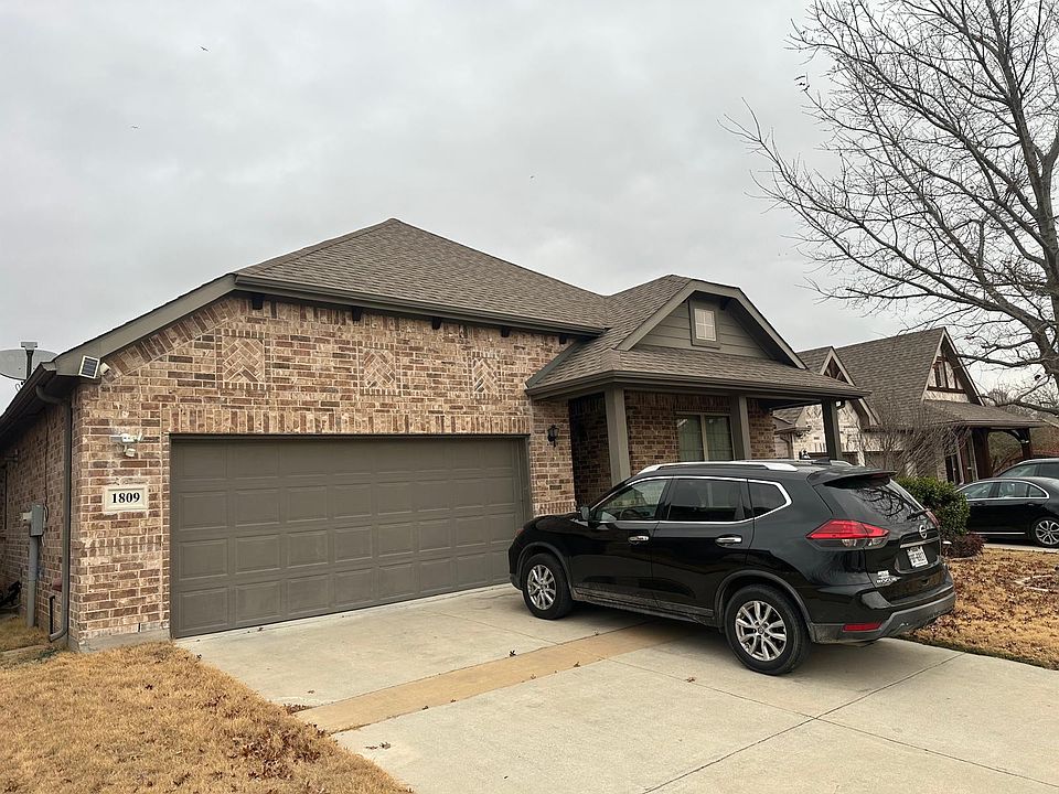 1st image of 1809 Phillip Ln