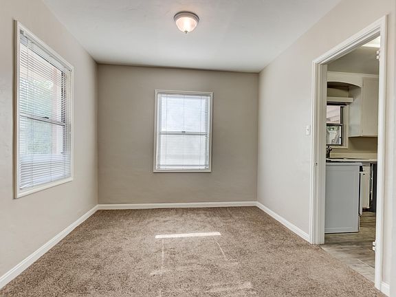5th image of 640 E 1st Pl