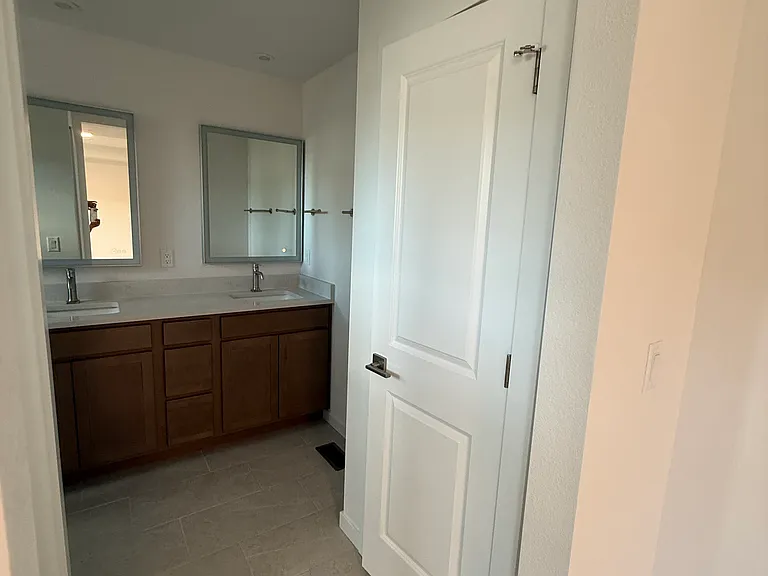 10748 Lewanee Point — Photo 17