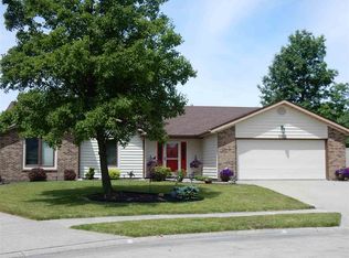 11921 Willowind Ct, Fort Wayne, IN 46845