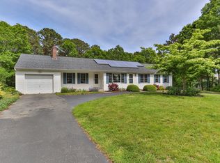 9 Woodcrest Ln, West Yarmouth, MA 02673