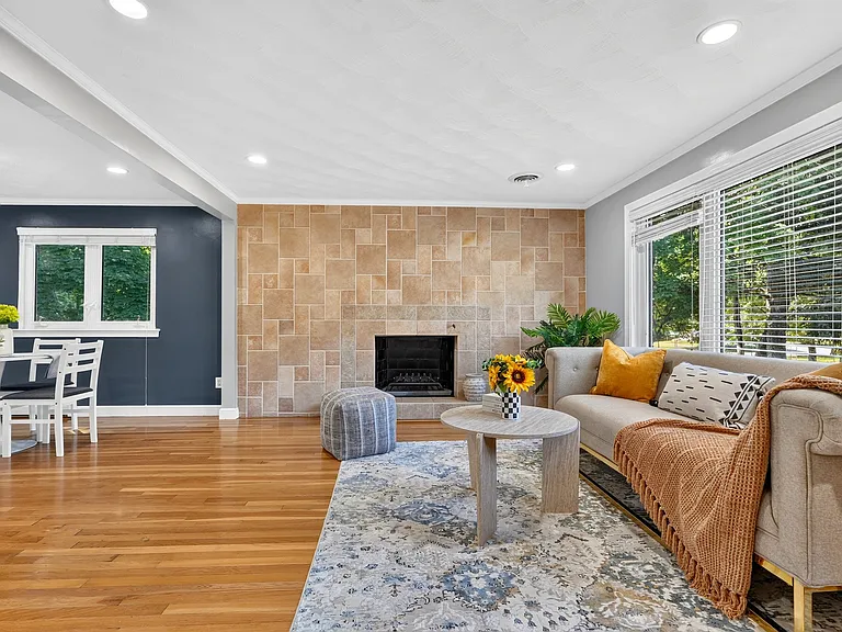 32 Bobolink Rd — Photo 14