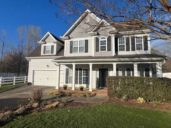 127 Tilton Dr, Mooresville, NC 28115