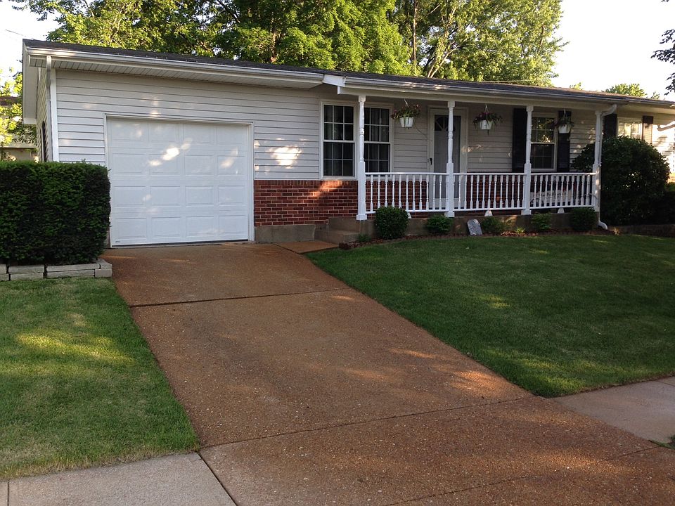 1st image of 4268 Massabielle Dr