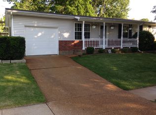 4268 Massabielle Dr, Saint Louis, MO