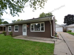 2215 Webster Ave, Joliet, IL 60436