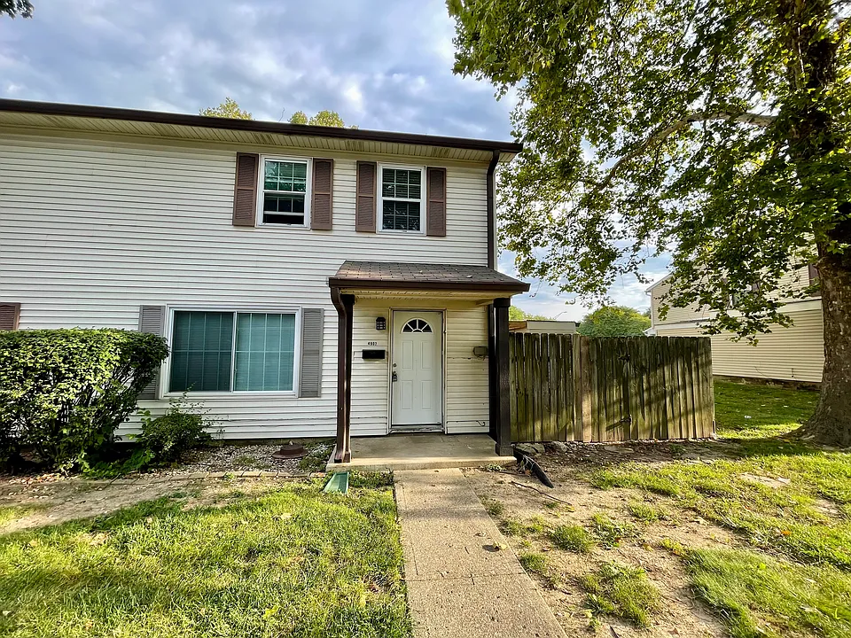 4907 Wildwood Ct