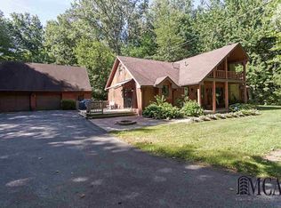 225 W Sub Station Rd, Temperance, MI 48182