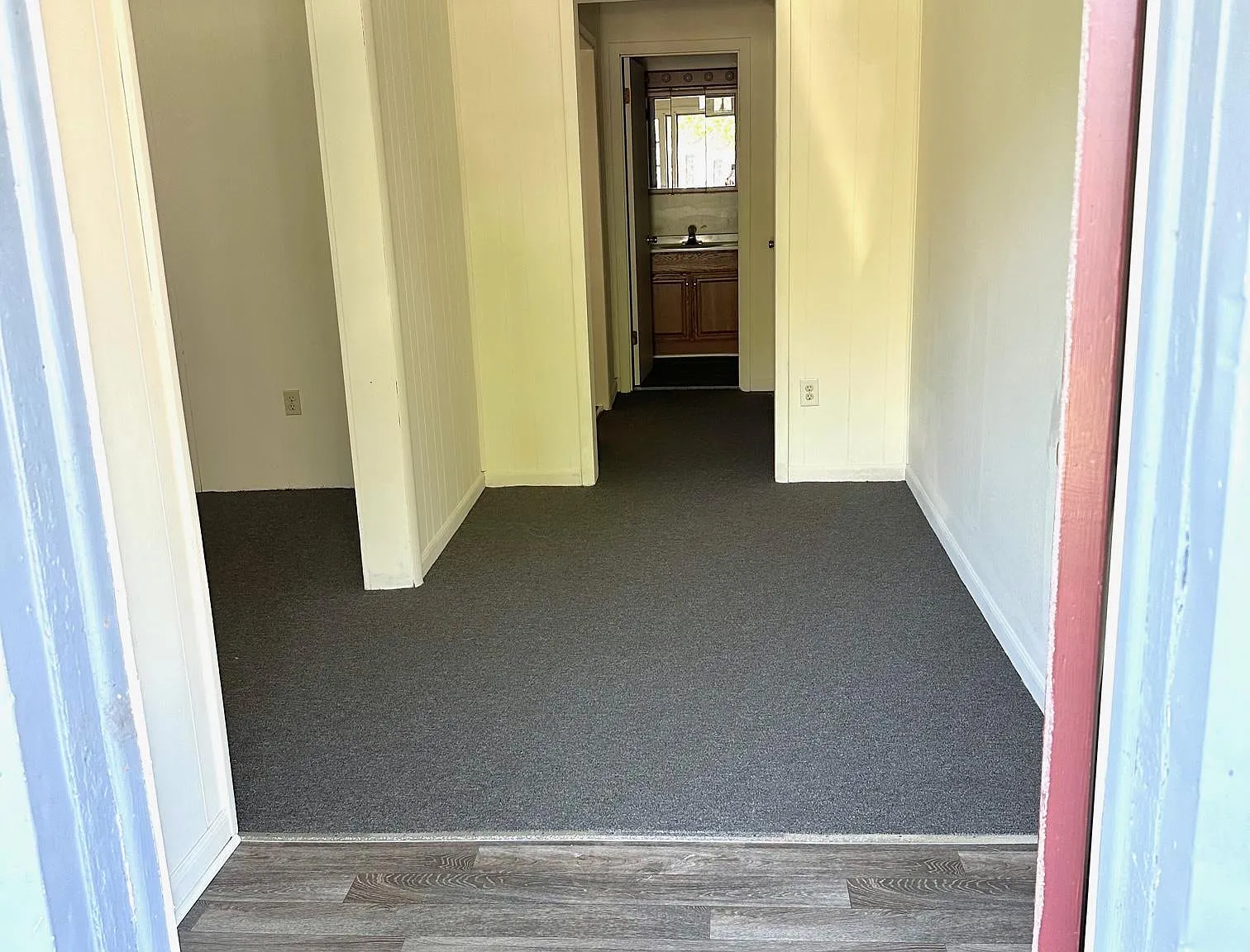 2 bed, 900 sqft, $1,275 — Photo 3