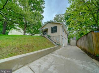 9407 7th St N, Laurel, MD 20723