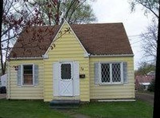 34 Elmwood Dr, Hubbard, OH