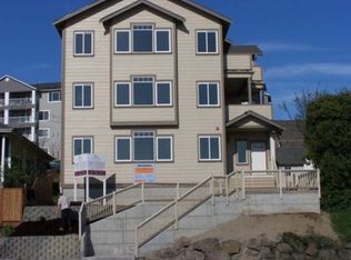 3706 Rucker Ave APT B, Everett, WA 98201