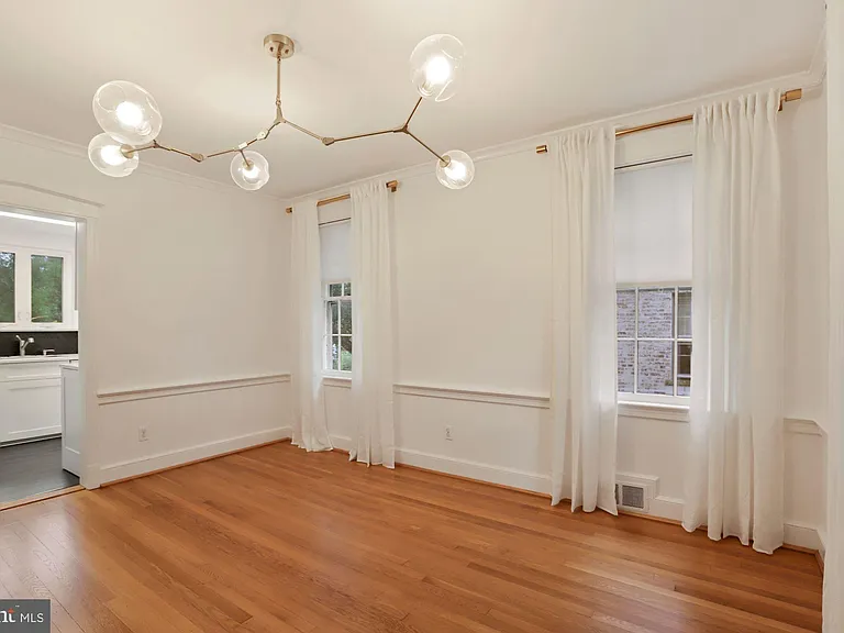 3273 Worthington St NW — Photo 10