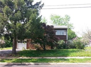 68 Donald Ave, Somerset, NJ 08873