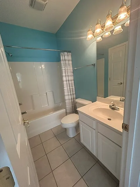 2 bed, 920 sqft, $1,600 — Photo 4
