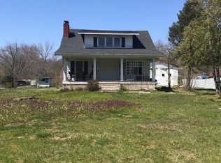 2004 Highway 11 S, Beattyville, KY 41311