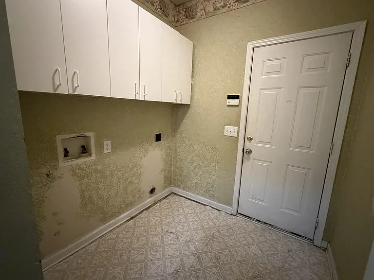 4006 Raven Rock Ct — Photo 35