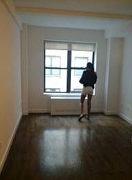 2nd image of 212 W 91st St APT 1016