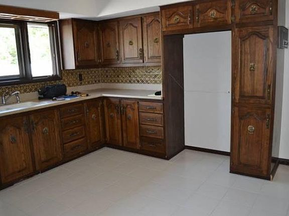 kitchen-fridge included