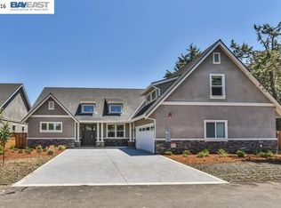 1699 Copas Ln, Concord, CA 94521