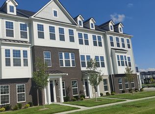 14522 Pomona Ln, Carmel, IN 46074