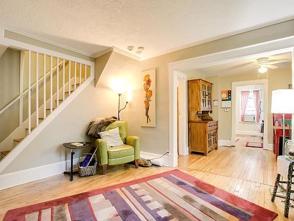 4th image of 3853 38th Ave S